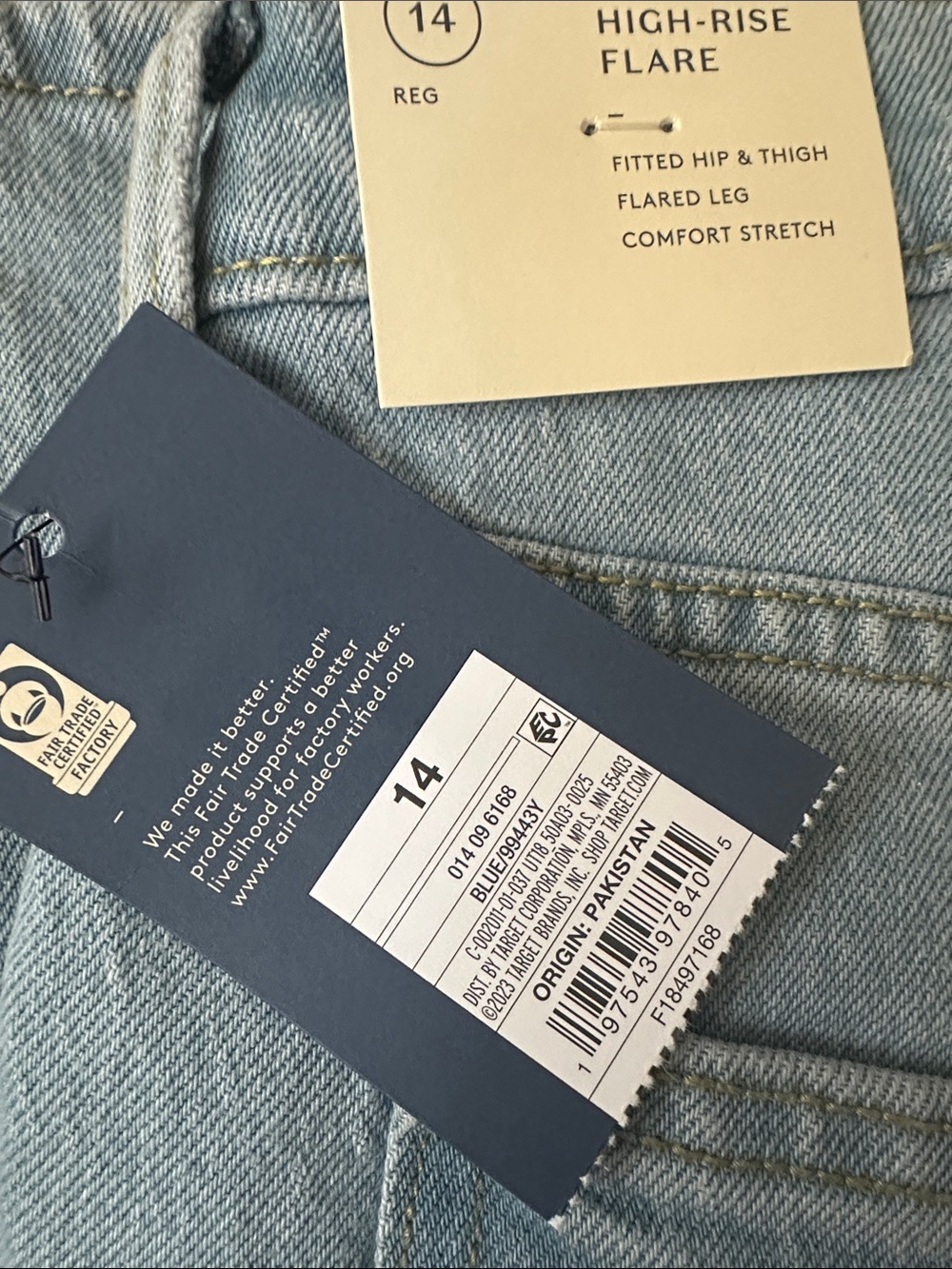 Universal Thread Light Wash High Rise Flare Jeans - Picture 7 of 7